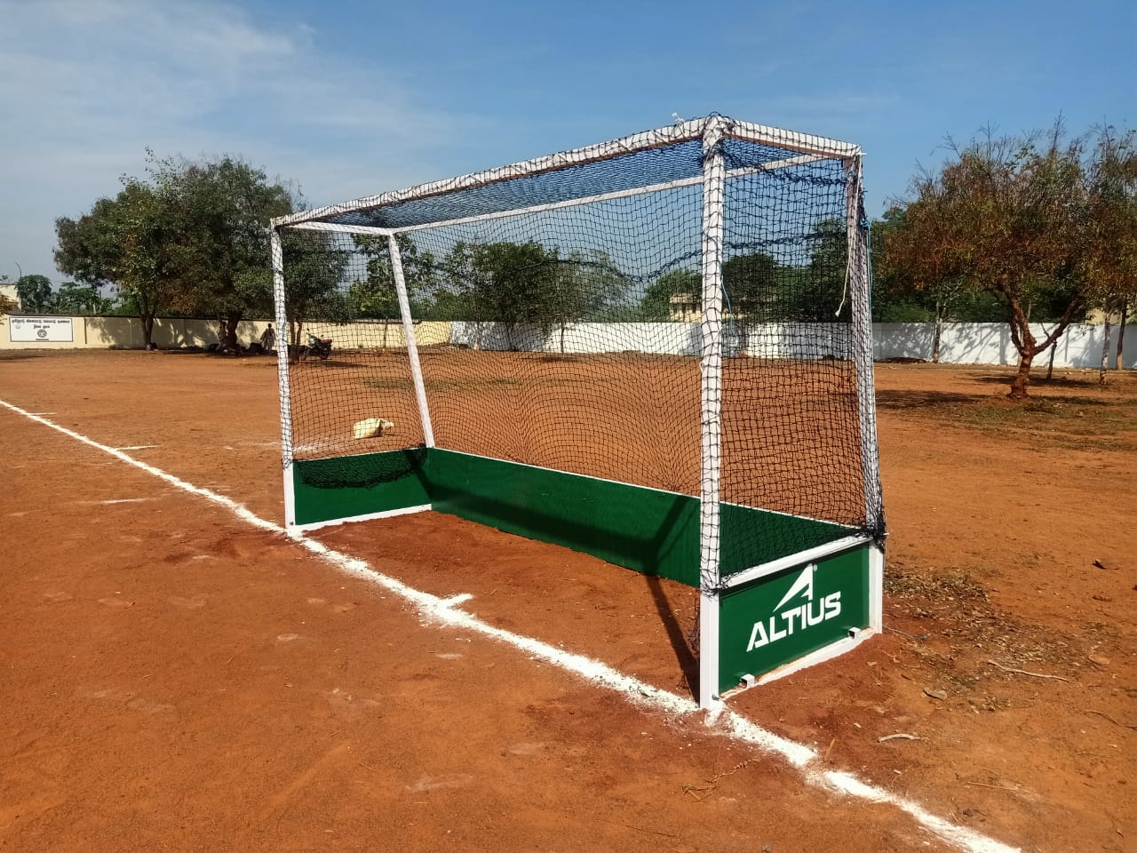 Hockey Goal Post profile view